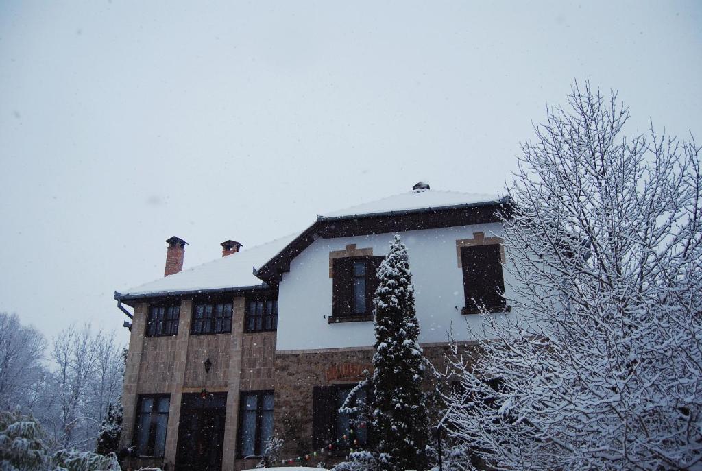 Villa Castelul Maria Banpotoc Exterior photo